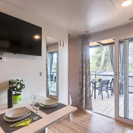 Ferienhaus Total Escape Mobile Nera Camp Porton Biondi Rovinj