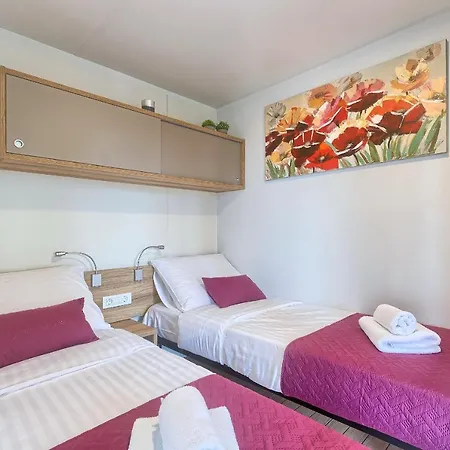 Total Escape Mobile Nera Camp Porton Biondi Holiday home